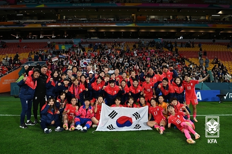 2023년 여자월드컵 독일 전 경기 후 대표팀 단체 사진 / 사진 - KFA 제공