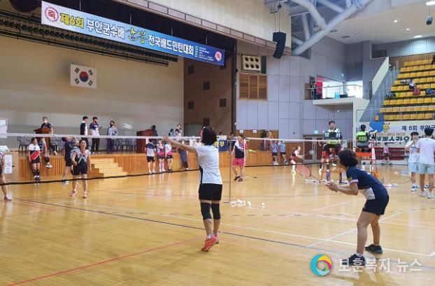 제6회 부안군수배 참뽕 전국 배드민턴대회 성료