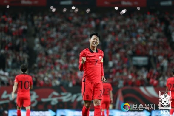 ‘손흥민 선제 결승골’ 벤투호