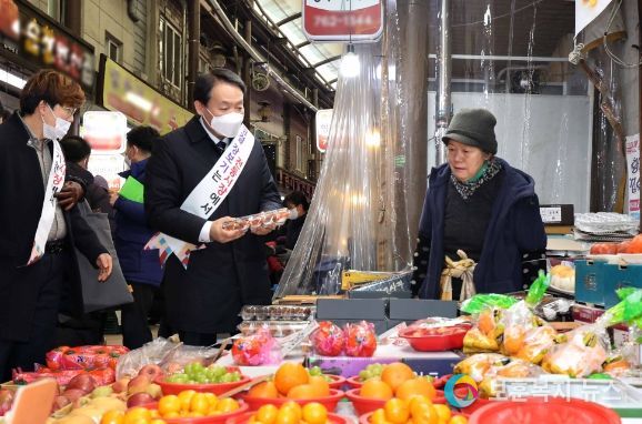 인천 동구, 설 명절맞이 전통시장 장보기 행사 개최