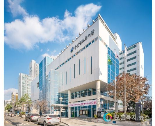 은평구 구립증산정보도서관에서 2월을 맞아 추운 겨울을 힘차게 보낼 수 있는 다양한 주제의 독서·문화 프로그램을 선보인다.