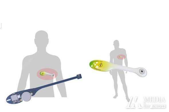 케이메디허브는 디지털 헬스케어 분야에서 각광 받고있는 저전력 블루투스 통신 기반의 생체신초 측정 기술에 대해서 기술이전을 체결했다. 사진은 제품 착용 사진으로 실제 사람 몸에 부착한 모습.