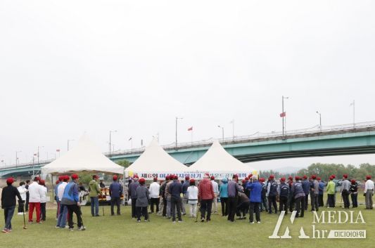 그라운드골프대회 장면