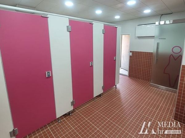 암사종합시장 고객 화장실 설치 사진