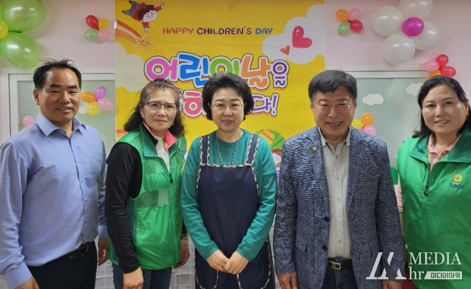 수원시 권선구 세류3동 주민자치회, 새마을 부녀회와 함께 어린이날 기념 간식 나눔