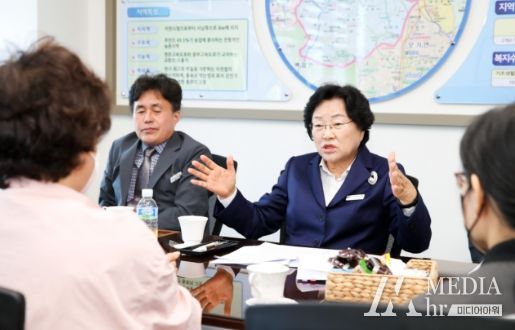 ‘김경희 시장의 사이다 토크’ 호법면으로!