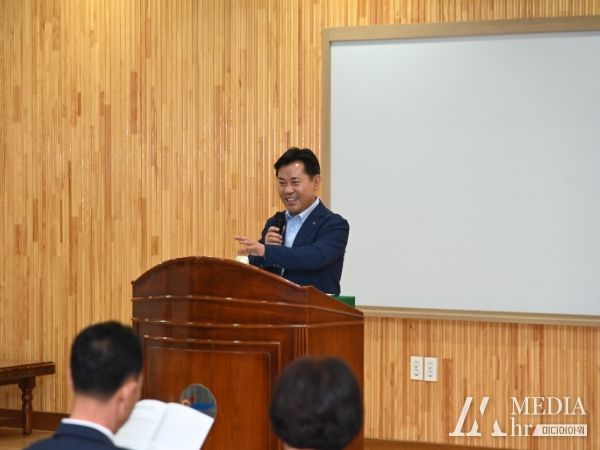 부여군, 간부공무원 대상 ‘공무원 행동강령’ 교육 실시