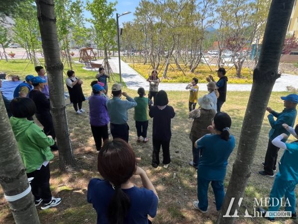 의령 정신건강복지센터 ‘바깥으로 한 걸음 더 ’ 프로그램 진행