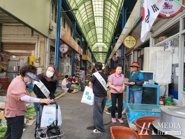‘다시찾은 건강미소 함께하는 구강관리’ 봉화군, 제78회 구강보건의 날 캠페인 펼쳐
