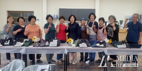 장흥군, 한땀 ‘수예교실’ 종강 전시회 개최