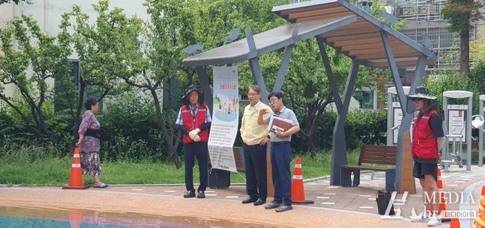 “김해시 공원 물놀이장 운영 이상 없나” 김석기 김해시 부시장, 현장 점검