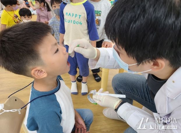 울진군 뛰뛰빵빵 건강 교실, 어린이 불소도포 실시
