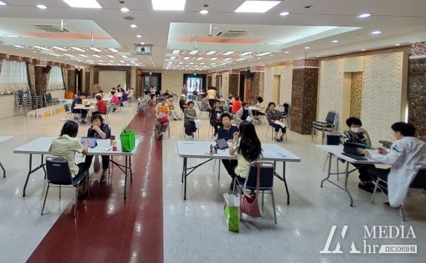 어르신 건강관리 프로그램