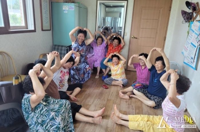 완주군, 경로당 찾아 어르신 뇌건강 꼼꼼히 챙긴다