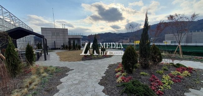 밋밋한 공터 다섯 곳을 ‘성북 꿈의 정원’으로