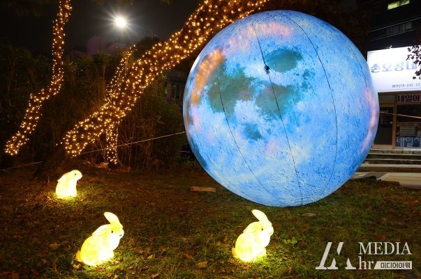 인천 남동구 ‘만수천 빛의 거리’ 개장…도심 속 야경 명소