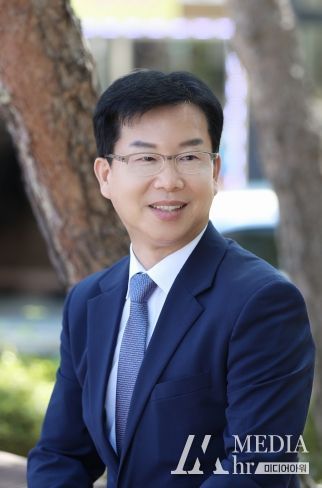 박병규 광산구청장 프로필 및 어등산 관광단지 조성사업 예정부지 사진