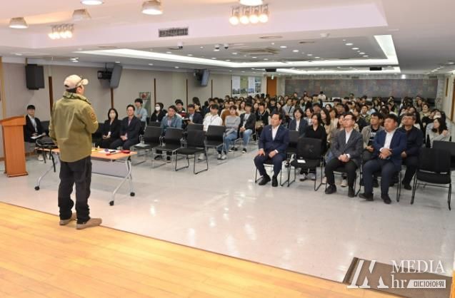 생존전문가 초청 재난 발생 대비 생존 및 구조 교육 실시